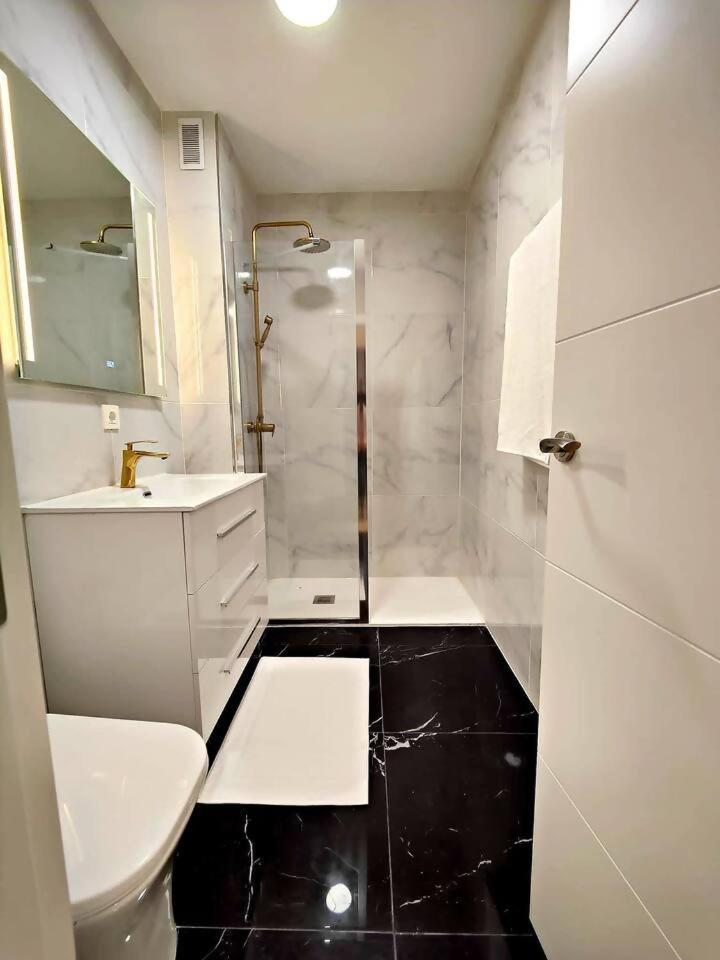 Apartamento Puente Romano Ourense Esterno foto